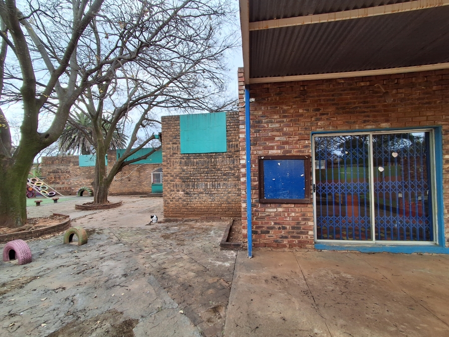 4 Bedroom Property for Sale in Stilfontein Ext 3 North West